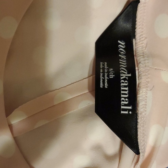 Norma Kamali Short-sleeved Top - Picture 3 of 3